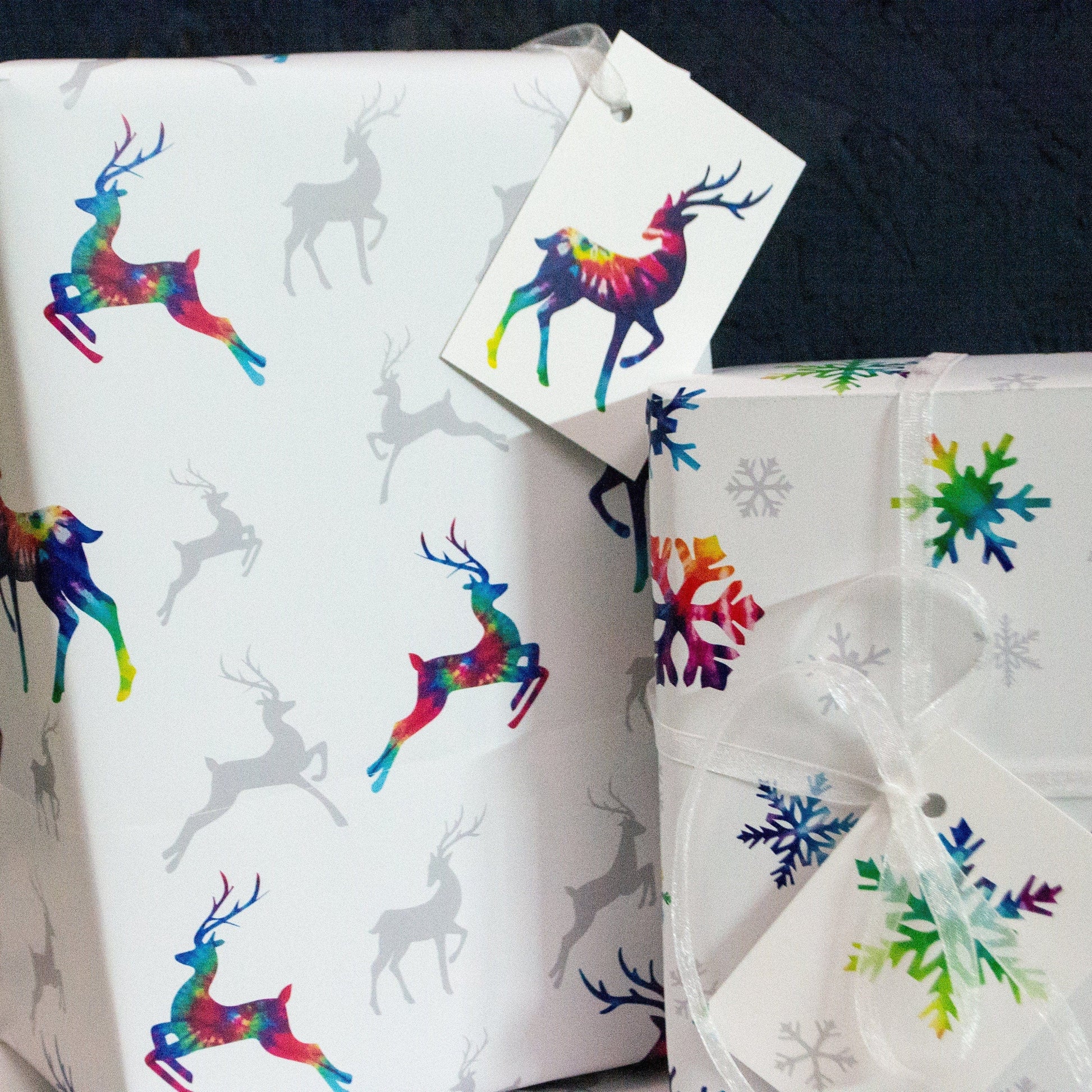 White Reindeer Recyclable Christmas Wrapping paper Gift Tag set